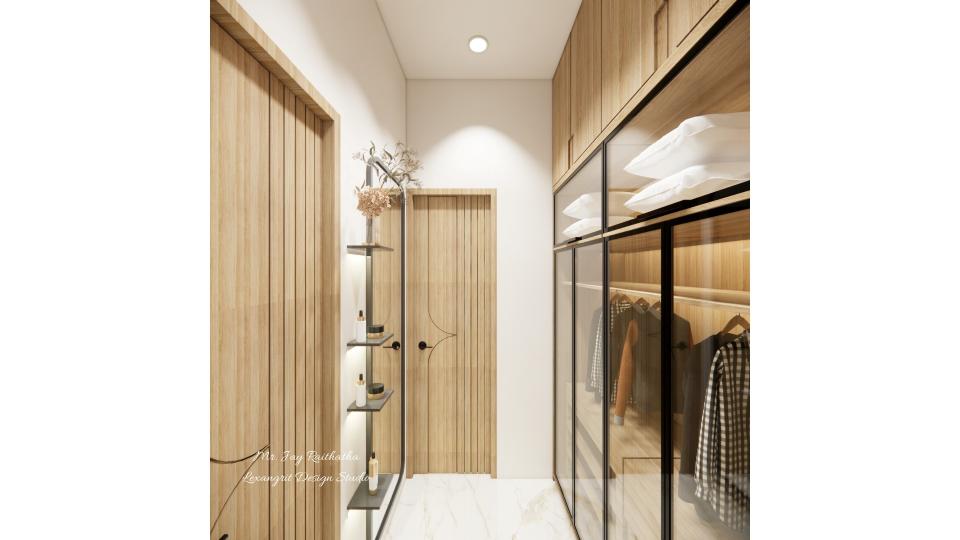 walkin closet entry