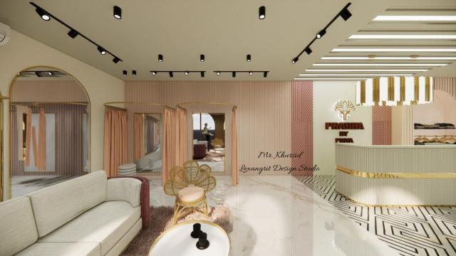 boutique showroom showing trail area