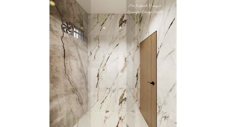 Toilet marbel looking glossy tiles